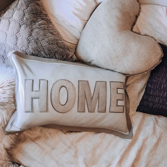 Pottery Barn Cuddly and Cozy Sweatshirt Style Home Applique Pillow Cover - Picture 16 of 16